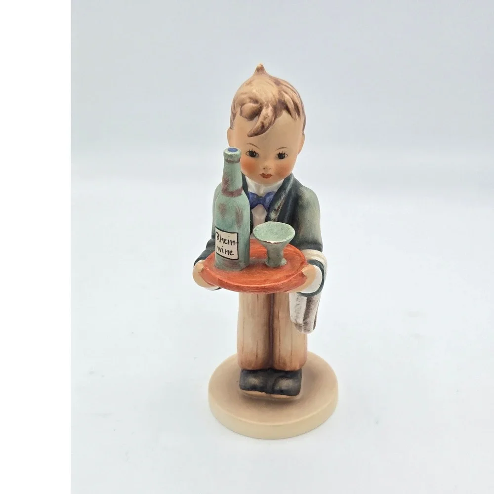 Vintage Goebel Hummel Figurine‎ Waiter 